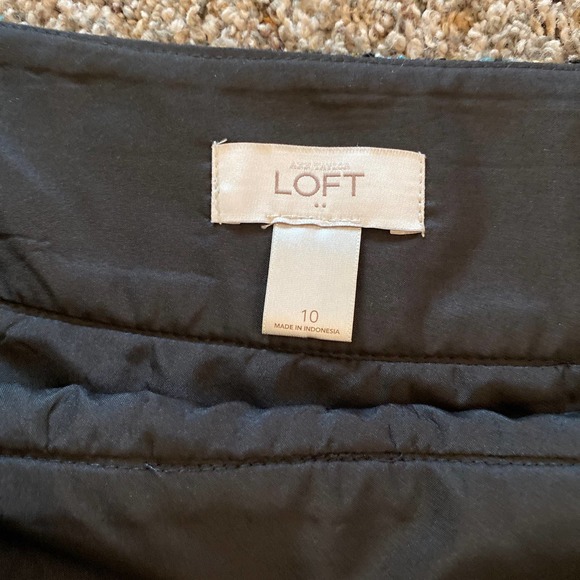 Ann Taylor Loft Skirt - Size 10 - Picture 2 of 5